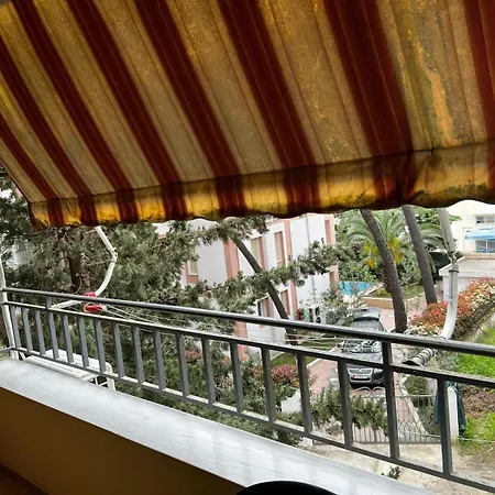 Apartament Edi *