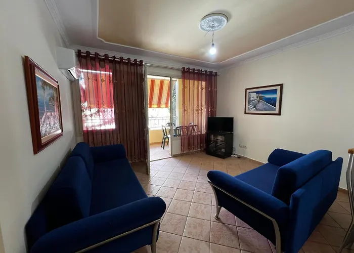 Edi * Golem (Tirana)