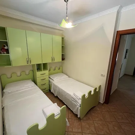 Edi Apartament *